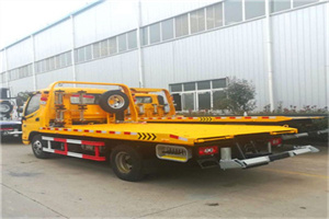 乳源附近拖车救援搭电