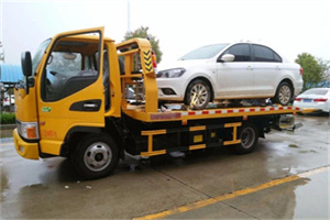 乳源附近拖车救援24小时服务热线