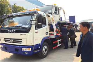 乳源汽车道路救援拖车价格